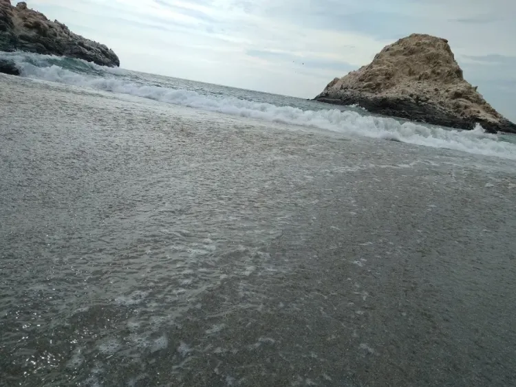 Fotografía 6 de Playa Pisagua en Huara, Tarapaca